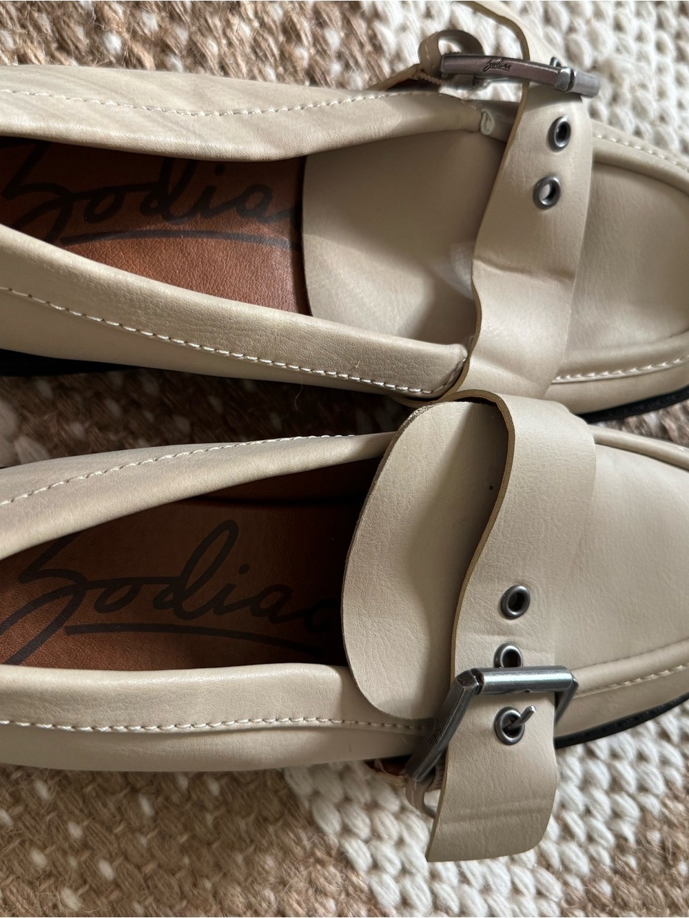 Zodiac Cream Buckle Loafers